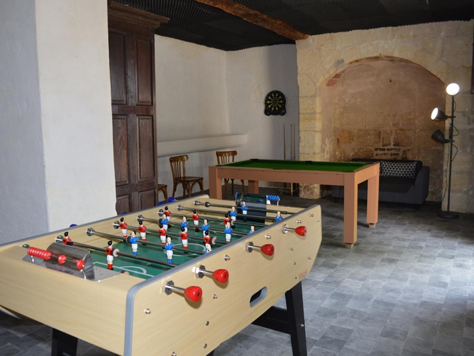 Maison Troglodyte Elegante Avec Spa, Salle De Jeux Et Jardin Clos A Vouvray - Fr-1-381-87 エクステリア 写真